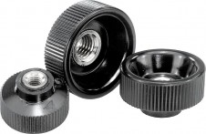 Úchytky a gombíky &ndash; Ryhované ovládacie matice z plastu