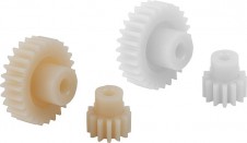 Čelné a kužeľové ozubené kolieska a tyče – Čelné ozubené kolieska z plastu, modul 1 vstrekované, priame ozubenie, uhol záberu 20°