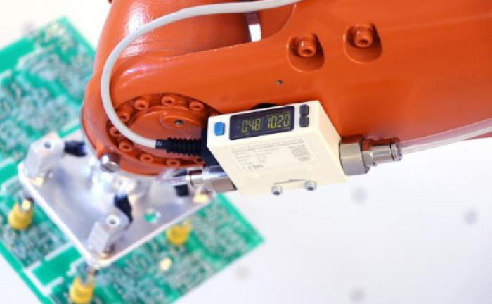 Průtokový senzor FS