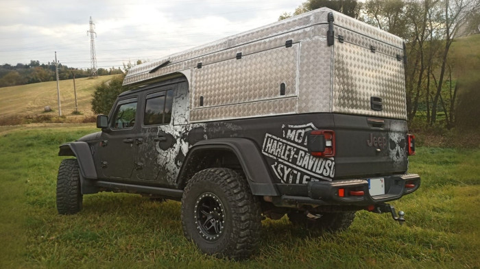 Komponenty pro obytné nástavby a rekreační vozidla